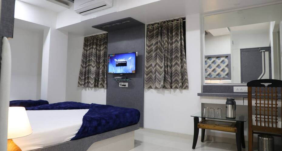 Hotel Fantacee, Navi Mumbai 3